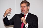 Daniel Harris